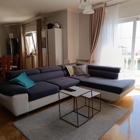 Apartman Haus Maja Banjol Exterior photo